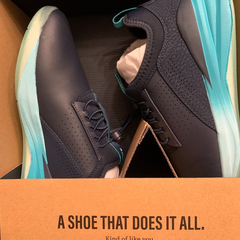 WOMEN'S AQUA BLUE CLOVE SHOE